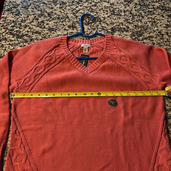 NWT L.L. Bean Double L V-Neck Tunic some cable design Sweater M Reg Mineral Red - Picture 12 of 14
